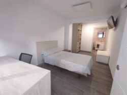 Appartement étudiant rénové avec 4 chambres à Moncada – Réf. 001470